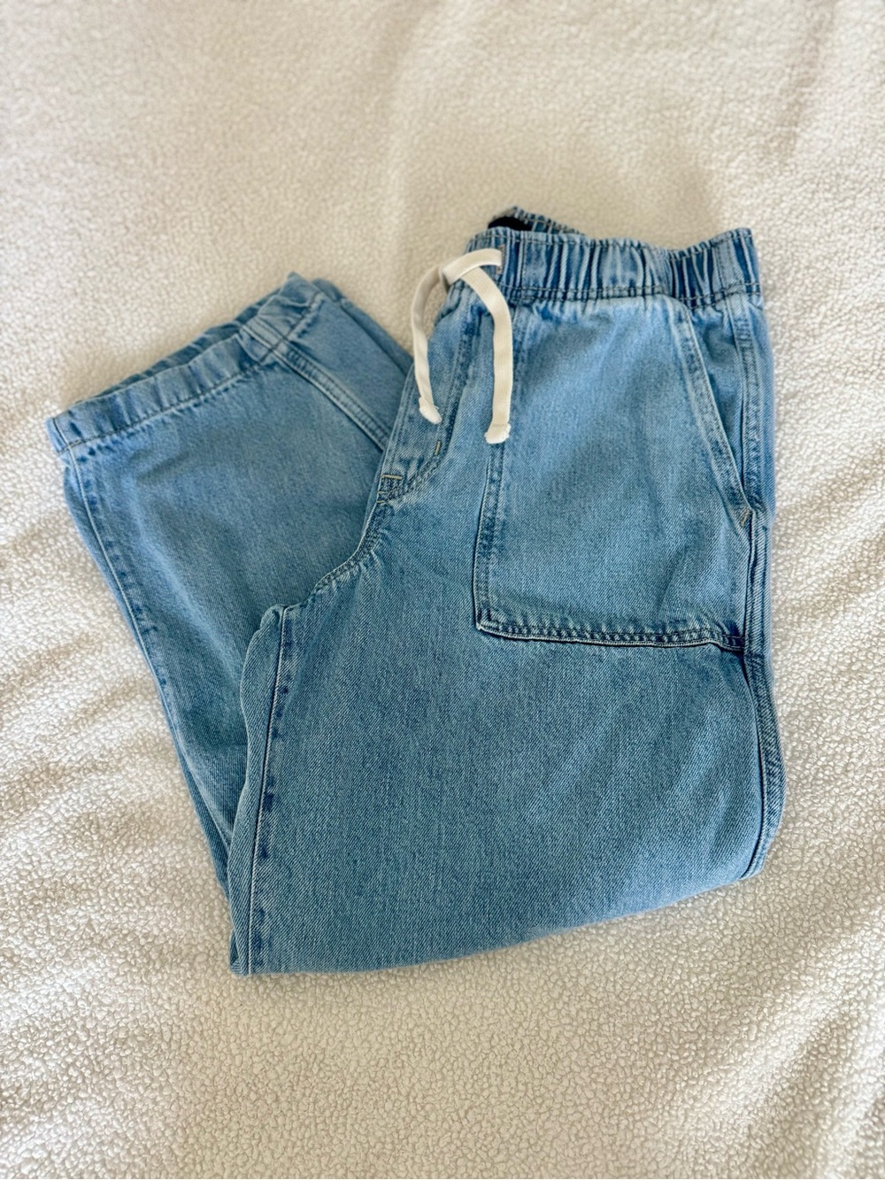 GAP | Women’s Mid Rise SuperSoft Pull-On Barrel Jeans